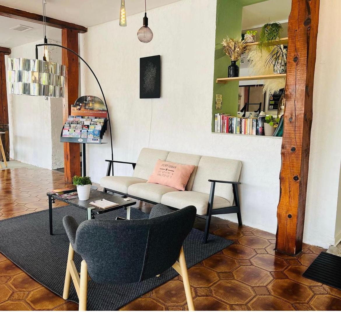 Hostel Pb - Perpignan Gare ภายนอก รูปภาพ